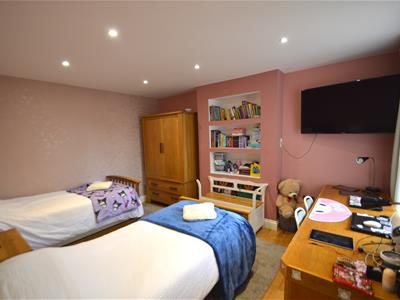 Picture 10